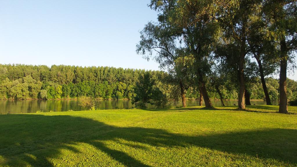 Tiszavirag Apartmanhaz