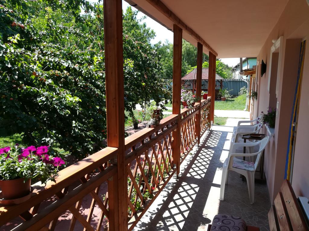 Tiszavirag Apartmanhaz * Szeged