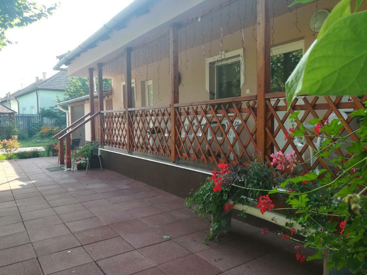 Tiszavirag Apartmanhaz Apartment Szeged